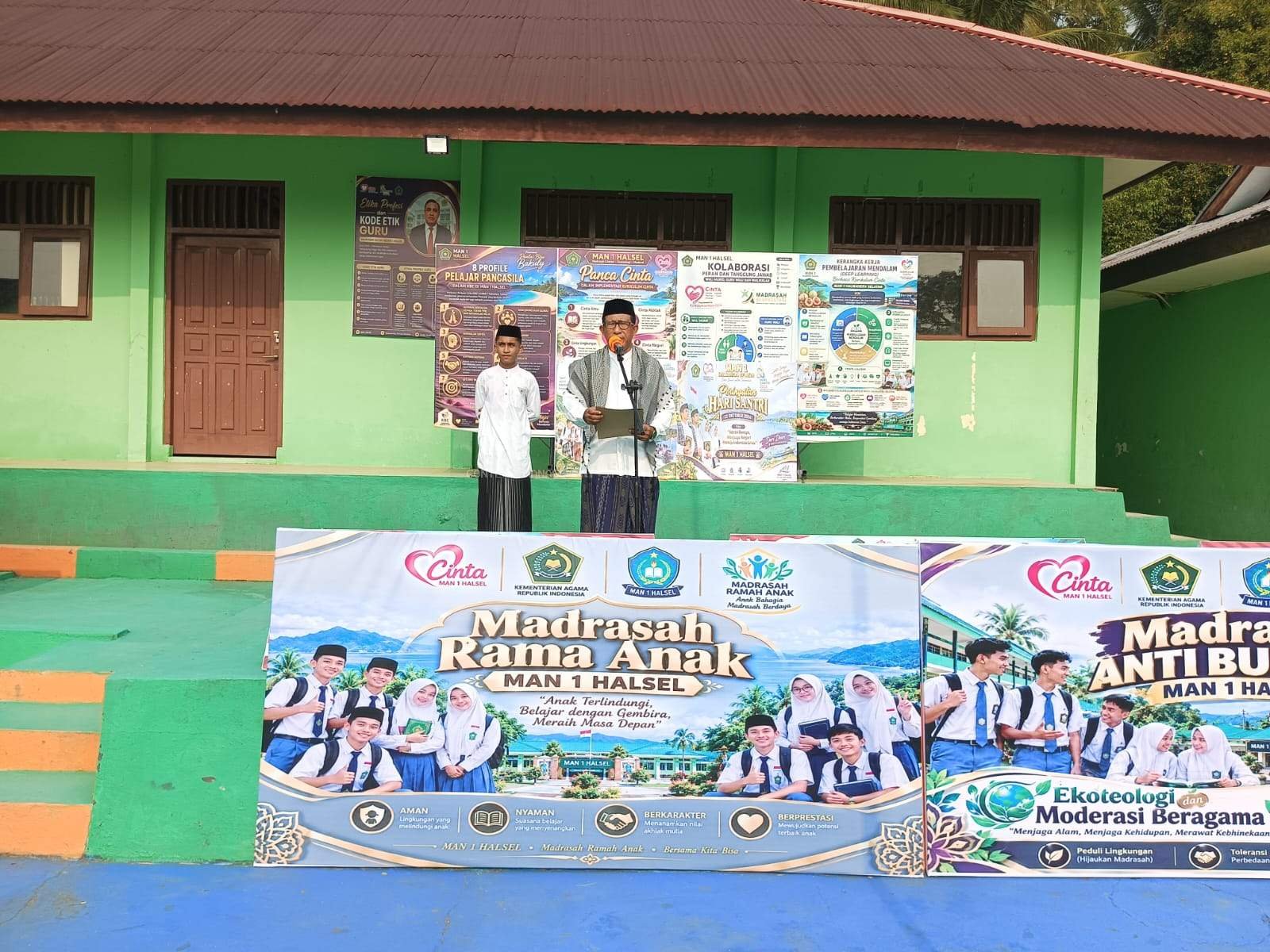 KEPALA MAN 1 HALMAHERA SELATAN, TAMRIN HAMISI, S.Ag., SAMPAIKAN AMANAT PADA UPACARA HARI SANTRI NASIONAL 2026